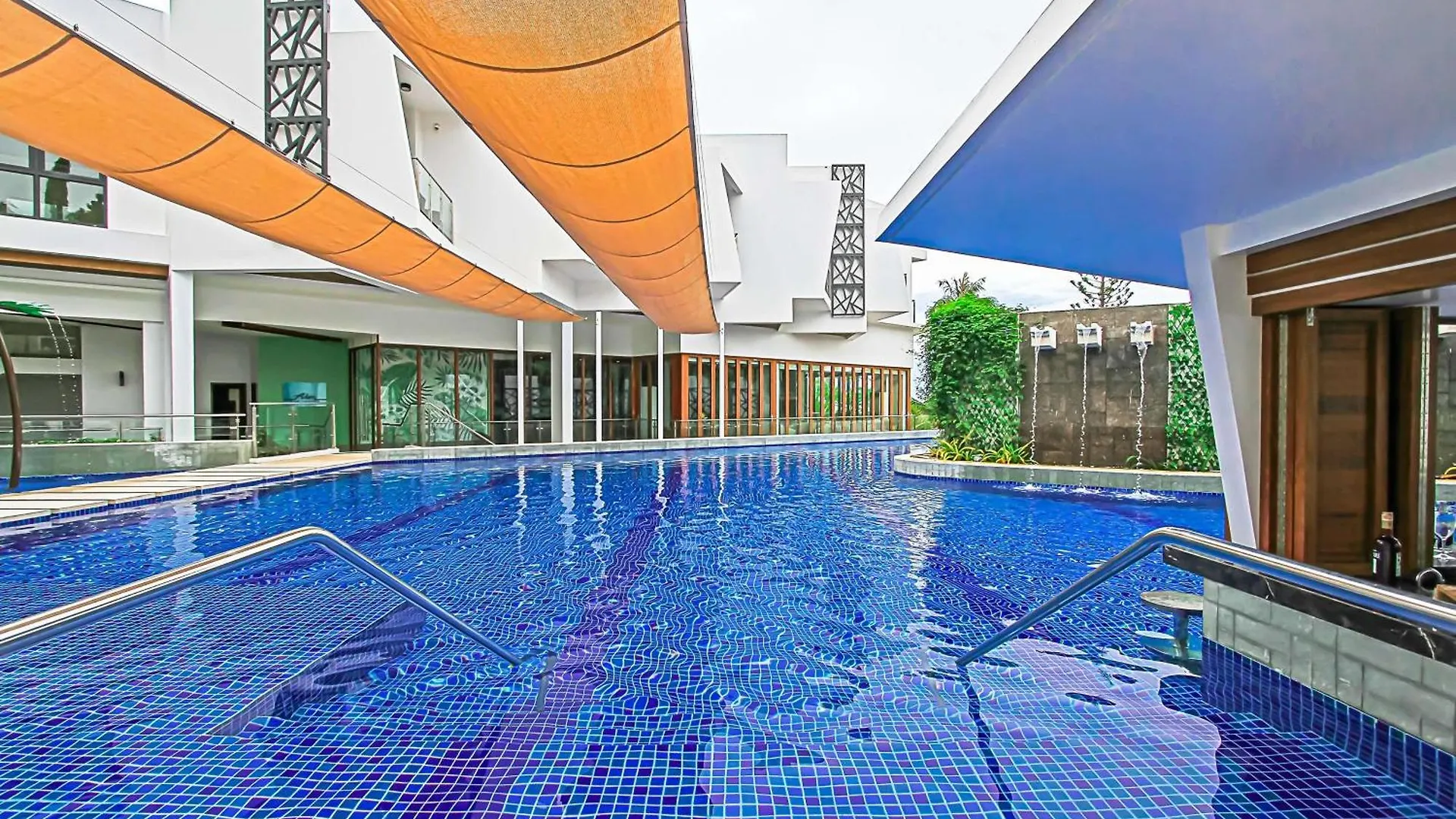 Best Western Plus The Ivywall Resort-Panglao 4*, Panglao Philippines